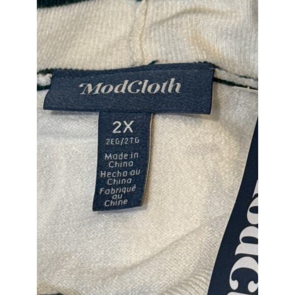 Modcloth White Blouse with Green Trim NWT - Picture 4 of 4